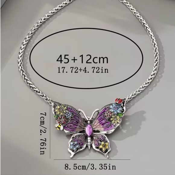 🦋 NEW Betsey Johnson Stunning & Colorful Violet Butterfly Pendant Necklace 🦋 - Picture 2 of 5